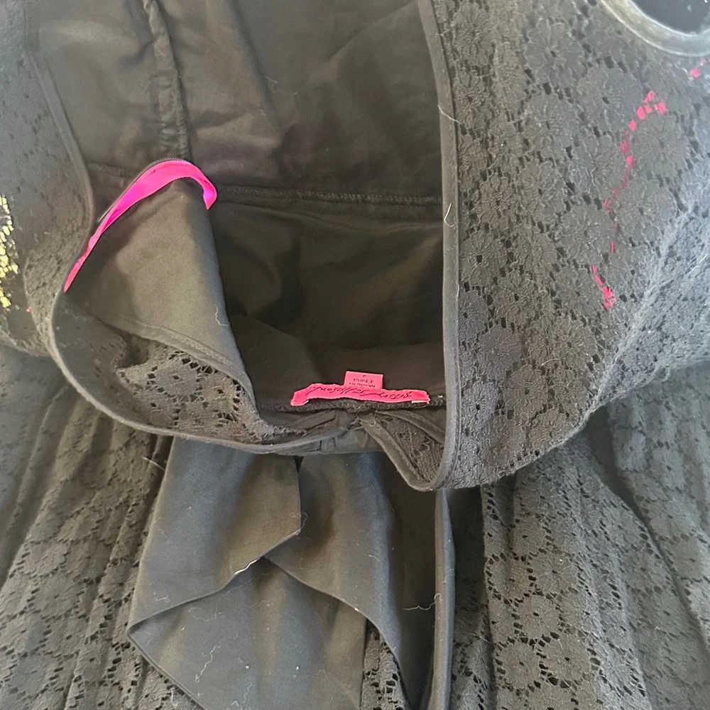 Betsey Johnson Black Lace Fit & Flare Dress w/ Open V Back Bow – Size 4 - Picture 9 of 13